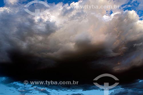  Céu com nuvens de tempestade  - Mauriti - Ceará (CE) - Brasil