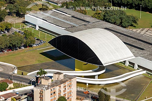  Foto aérea do Museu Oscar Niemeyer - também conhecido como Museu do Olho  - Curitiba - Paraná (PR) - Brasil