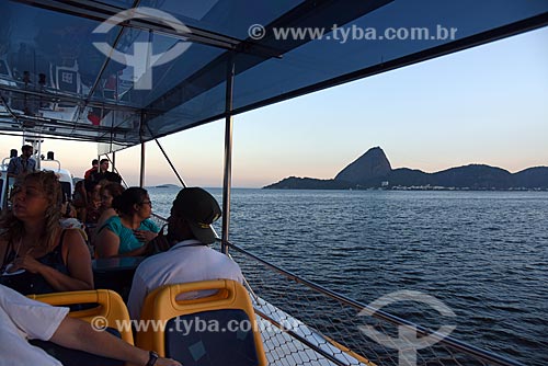  Vista do Pão de Açúcar durante o Rio Boulevard Tour - passeio turístico de barco na Baía de Guanabara  - Rio de Janeiro - Rio de Janeiro (RJ) - Brasil