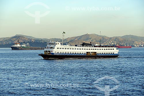  Barca que faz a travessia entre Rio de Janeiro e Niterói na Baía de Guanabara  - Rio de Janeiro - Rio de Janeiro (RJ) - Brasil