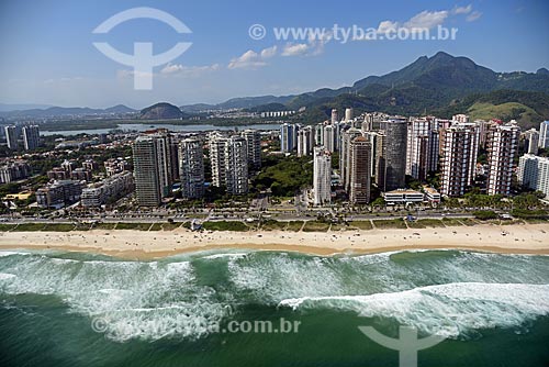  Foto aérea do Praia da Barra da Tijuca com a Lagoa da Tijuca ao fundo  - Rio de Janeiro - Rio de Janeiro (RJ) - Brasil