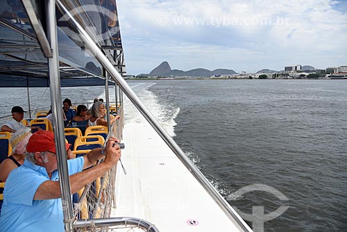  Vista do Pão de Açúcar durante o Rio Boulevard Tour - passeio turístico de barco na Baía de Guanabara  - Rio de Janeiro - Rio de Janeiro (RJ) - Brasil