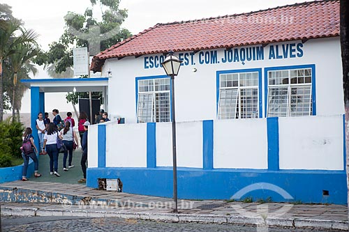  Alunos chegando na Escola Estadual Comendador Joaquim Alves  - Pirenópolis - Goiás (GO) - Brasil