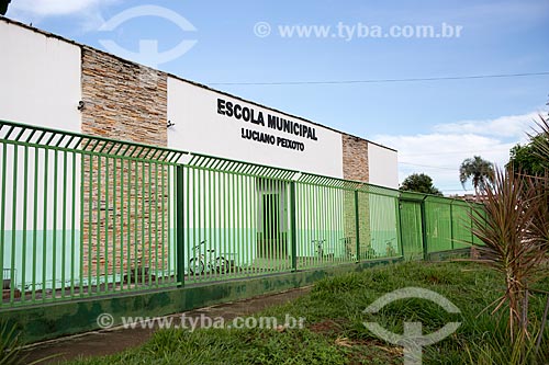  Fachada da Escola Municipal Luciano Peixoto  - Pirenópolis - Goiás (GO) - Brasil
