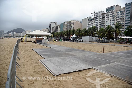  Montagem de palco na Praia de Copacabana para show no réveillon  - Rio de Janeiro - Rio de Janeiro (RJ) - Brasil
