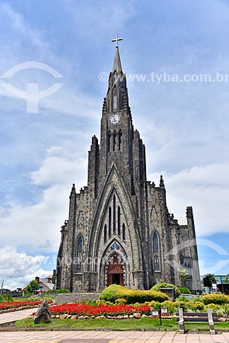  Fachada da Paróquia de Nossa Senhora de Lourdes - também conhecida como Catedral de Pedra  - Canela - Rio Grande do Sul (RS) - Brasil