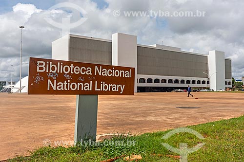  Fachada da Biblioteca Nacional Leonel de Moura Brizola (2006) - parte do Complexo Cultural da República João Herculino  - Brasília - Distrito Federal (DF) - Brasil