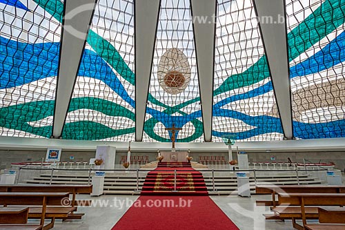 Altar da Catedral Metropolitana de Nossa Senhora Aparecida (1958) - também conhecida como Catedral de Brasília  - Brasília - Distrito Federal (DF) - Brasil