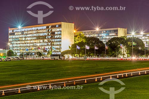 Vista da Esplanada dos Ministérios à noite  - Brasília - Distrito Federal (DF) - Brasil