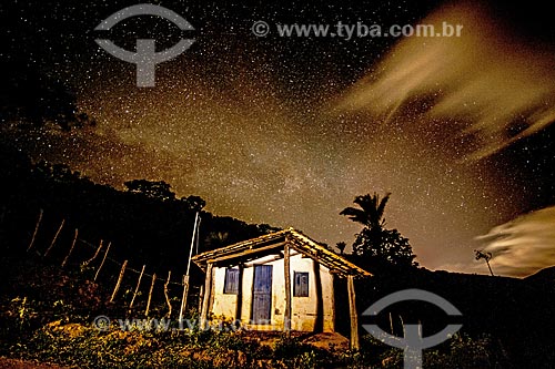  Fachada de casa na Chapada Diamantina à noite  - Jacobina - Bahia (BA) - Brasil