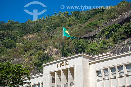  Detalhe de bandeira do Brasil hasteada no Instituto Militar de Engenharia  - Rio de Janeiro - Rio de Janeiro (RJ) - Brasil