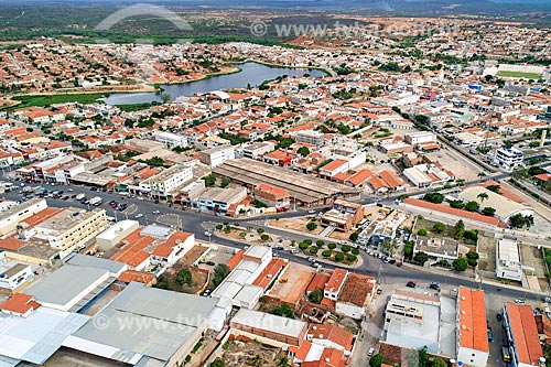  Foto feita com drone da cidade de Salgueiro com o Açude Velho ao fundo  - Salgueiro - Pernambuco (PE) - Brasil