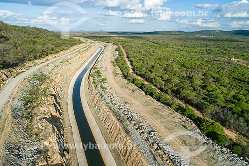 Foto feita com drone do canal do Projeto de Integração do Rio São Francisco com as bacias hidrográficas do Nordeste Setentrional - eixo leste  - Custódia - Pernambuco (PE) - Brasil