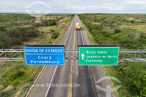  Foto feita com drone da divisa entre Pernambuco e Ceará na Rodovia BR-116  - Penaforte - Ceará (CE) - Brasil