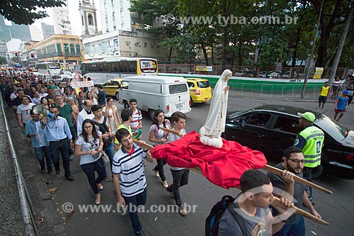  Procissão em manifestação contra o aborto na Avenida Passos  - Rio de Janeiro - Rio de Janeiro (RJ) - Brasil
