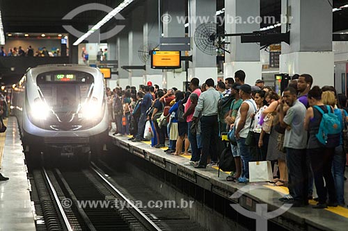  Metrô chegando na Estação Botafogo do Metrô Rio  - Rio de Janeiro - Rio de Janeiro (RJ) - Brasil