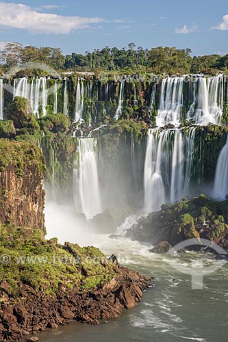  Vista das Cataratas do Iguaçu no Parque Nacional do Iguaçu  - Foz do Iguaçu - Paraná (PR) - Brasil