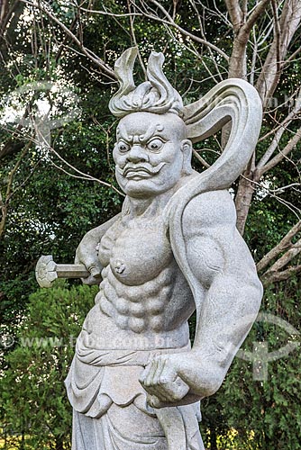  Detalhe de estátua no Centro Budista Chen Tien  - Foz do Iguaçu - Paraná (PR) - Brasil