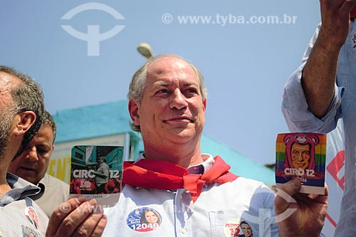  Ciro Gomes - candidato à presidência pelo Partido Democrático Trabalhista (PDT) - durante carreata em Madureira  - Rio de Janeiro - Rio de Janeiro (RJ) - Brasil