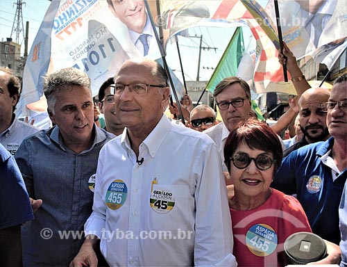  Geraldo Alckmin e Aspásia Camargo - candidato à presidência e candidata ao senado pelo Partido da Social Democracia Brasileira (PSDB) - e  durante caminhada no bairro de Madureira  - Rio de Janeiro - Rio de Janeiro (RJ) - Brasil
