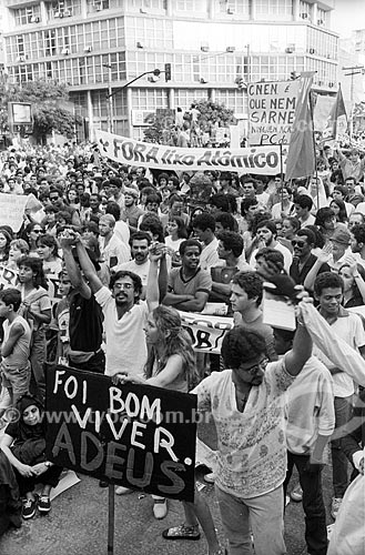  Manifestação contra a política nuclear após o acidente com o césio-137  - Goiânia - Goiás (GO) - Brasil