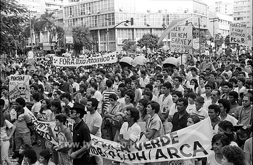  Manifestação contra a política nuclear após o acidente com o césio-137  - Goiânia - Goiás (GO) - Brasil