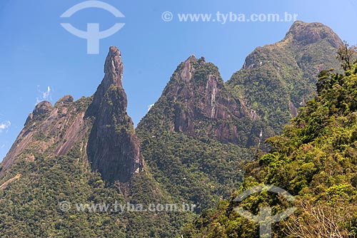  Vista do dos picos Dedo de Deus, Cabeça de Peixe e Santo Antônio a partir do Mirante do Soberbo no Parque Nacional da Serra dos Órgãos  - Teresópolis - Rio de Janeiro (RJ) - Brasil
