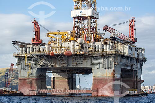  Vista de plataforma de petróleo na Baía de Guanabara  - Rio de Janeiro - Rio de Janeiro (RJ) - Brasil