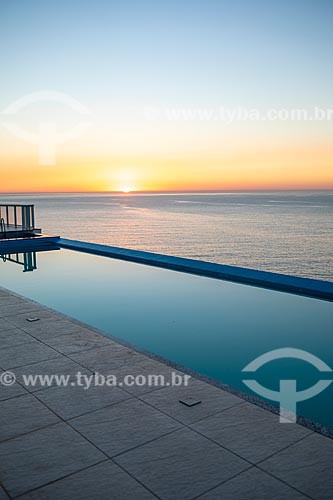  Vista do pôr do sol a partir da piscina do Hotel Casa e Mar  - Maricá - Rio de Janeiro (RJ) - Brasil