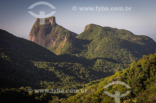 Vista da Pedra da Gávea a partir da Pedra da Proa durante o amanhecer  - Rio de Janeiro - Rio de Janeiro (RJ) - Brasil