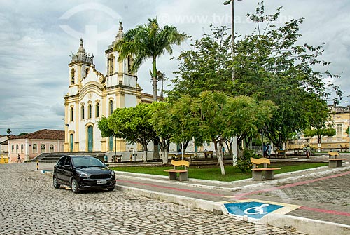 Praça na cidade de Laranjeiras com a Igreja Matriz do Sagrado Coração de Jesus (1791) ao fundo  - Laranjeiras - Sergipe (SE) - Brasil