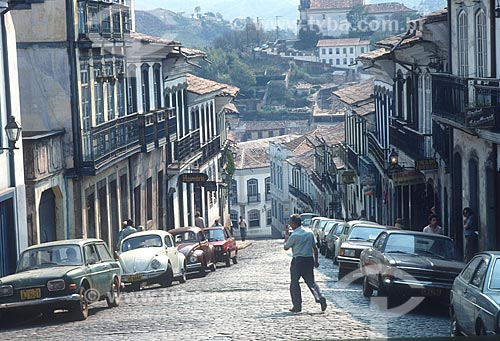  Rua no centro histórico da cidade de Ouro Preto - década de 70  - Ouro Preto - Minas Gerais (MG) - Brasil