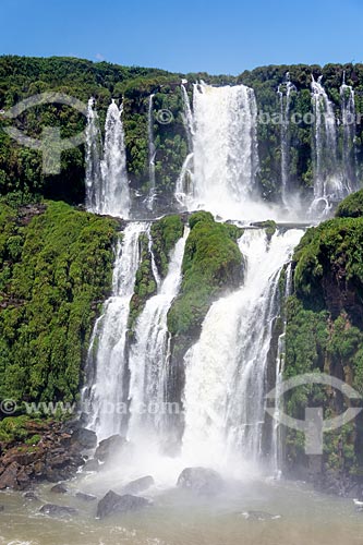  Vista das Cataratas do Iguaçu no Parque Nacional do Iguaçu  - Foz do Iguaçu - Paraná (PR) - Brasil
