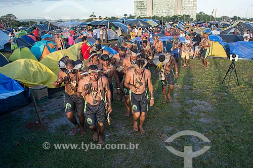  Ritual de dança da tribo Kambiwás durante o 15º Acampamento Terra Livre na Esplanada dos Ministérios  - Brasília - Distrito Federal (DF) - Brasil