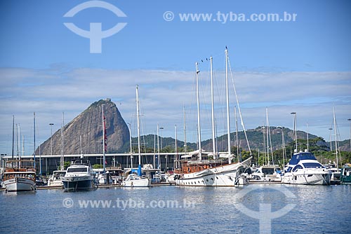  Barcos atracados na Marina da Glória com o Pão de Açúcar ao fundo  - Rio de Janeiro - Rio de Janeiro (RJ) - Brasil