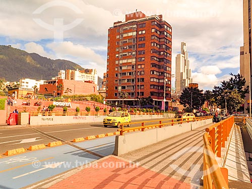  Vista da entrada do Parque de la Independencia (Parque da Independência)  - Bogotá - Departamento de Cundinamarca - Colômbia