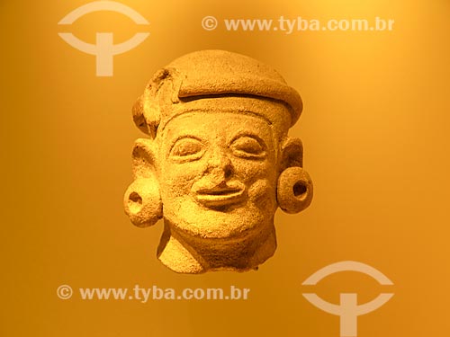  Detalhe de escultura em exibição no Museo del Oro (Museu do Ouro)  - Bogotá - Departamento de Cundinamarca - Colômbia