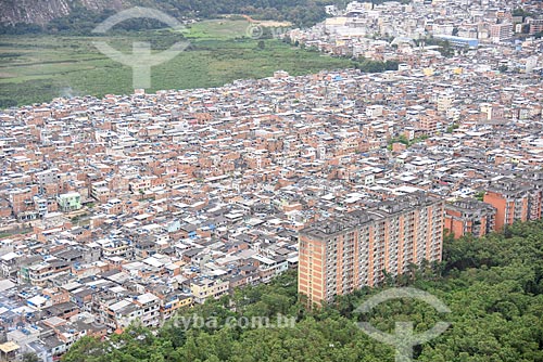  Foto aérea de prédios abandonados ao lado da favela de Rio das Pedras  - Rio de Janeiro - Rio de Janeiro (RJ) - Brasil