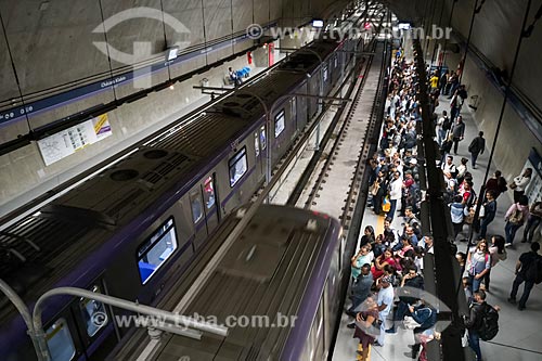  Metrô linha 5 Lilás - Estação Chácara Klabin do Metrô de São Paulo - Rede de energia suspensa  - São Paulo - São Paulo (SP) - Brasil