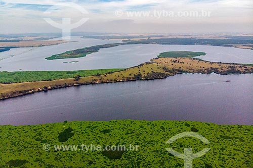  Foto feita com drone do leito de Rio Tietê com aguapés (Eichornia crassipes)  - Botucatu - São Paulo (SP) - Brasil