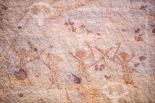  Detalhe de pintura rupestre - figuras caçando - no Sítio Arqueológico Toca do Vento - Parque Nacional Serra da Capivara  - São Raimundo Nonato - Piauí (PI) - Brasil