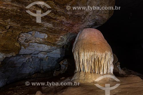  Gruta da Lapa Doce - Interior da grande caverna com estalactites e estalagmites  - Iraquara - Bahia (BA) - Brasil