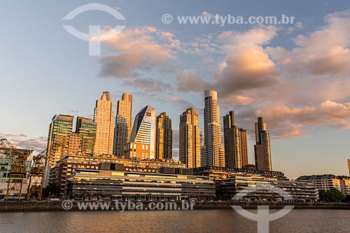  Vista de edifícios modernos e arranha-céus em Puerto Madero  - Buenos Aires - Província de Buenos Aires - Argentina