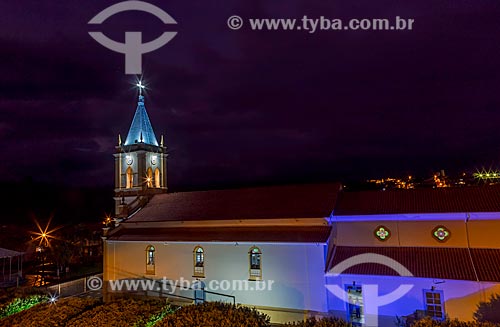  Vista noturna da Igreja Matriz do Divino Espírito Santo  - Guarani - Minas Gerais (MG) - Brasil