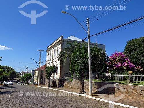  Rua com casas típicas  - Cotiporã - Rio Grande do Sul (RS) - Brasil