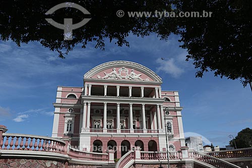  Teatro Amazonas (1896) ao fundo  - Manaus - Amazonas (AM) - Brasil