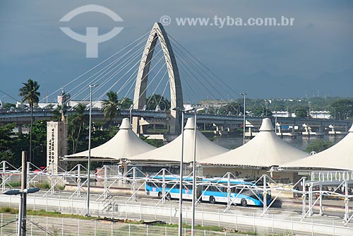  Vista da Estação BRT Transcarioca - Fundão (Terminal Aroldo Melodia) com a Ponte Prefeito Pereira Passos ao fundo  - Rio de Janeiro - Rio de Janeiro (RJ) - Brasil