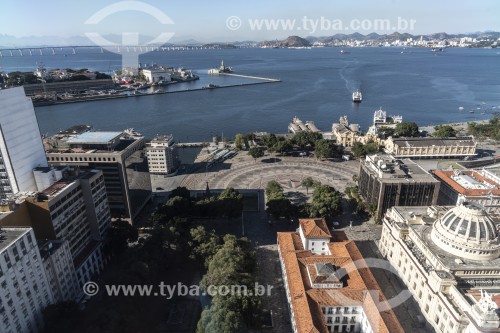 Vista da Praça XV de Novembro com Baía de Guanabara ao fundo - Rio de Janeiro - Rio de Janeiro (RJ) - Brasil