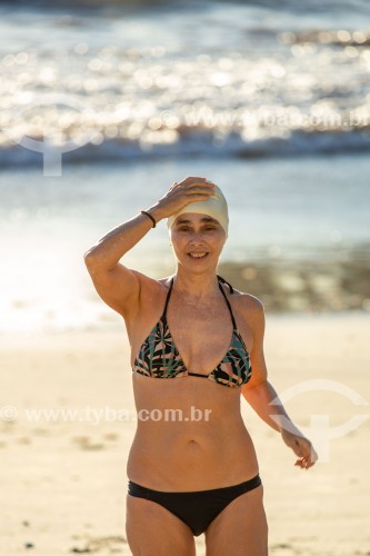 Mulher praticante de natação em mar aberto da Equipe 15 - Posto 6 - Rio de Janeiro - Rio de Janeiro (RJ) - Brasil