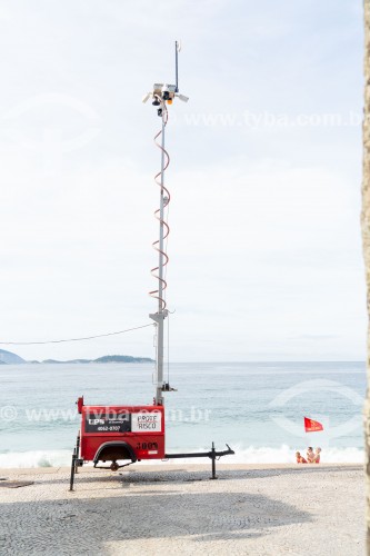 Câmera de vigilância no calçadão da Praia de Ipanema - Rio de Janeiro - Rio de Janeiro (RJ) - Brasil